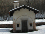 Cappella con la neve