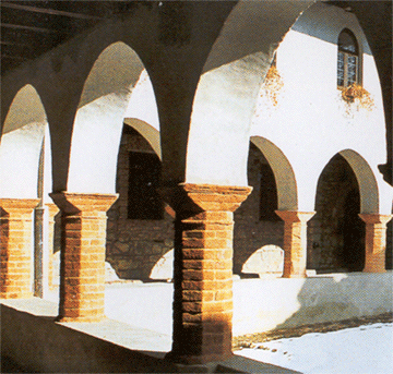 L'antica abbazia romanica